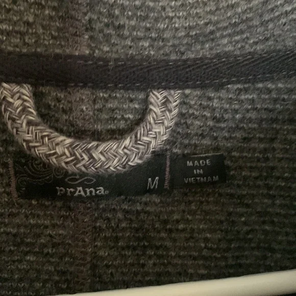 Prana grey wool blend long sleeve sweater with wide neck with buttons Size M - Picture 7 of 10